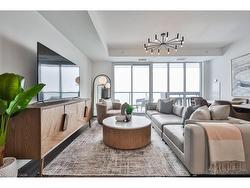 2204-370 Martha Street  Burlington, ON L7R 0G9