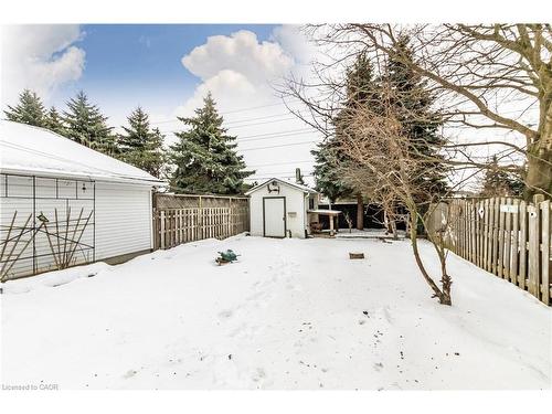 61 Wake Robin Drive, Kitchener, ON - Outdoor