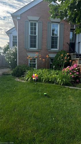 61 Wake Robin Drive, Kitchener, ON - Outdoor