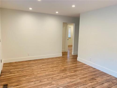 204 West 19Th Street, Hamilton, ON - Indoor Photo Showing Other Room