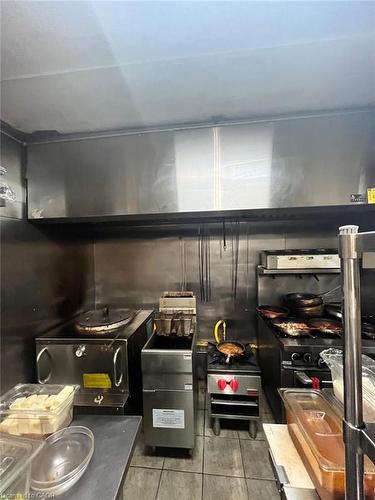 1472 King Street E, Kitchener, ON 