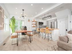 826 Beach Boulevard  Hamilton, ON L8H 6Z5