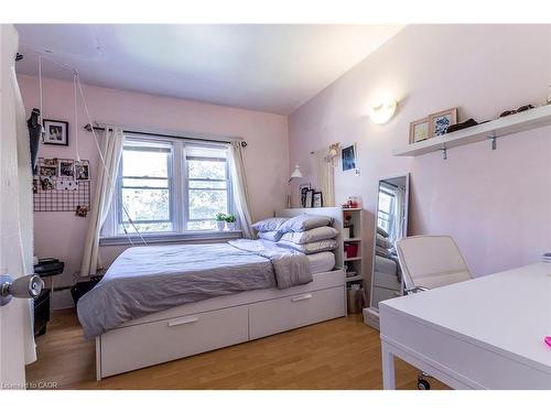 133 Albert Street, Waterloo, ON 