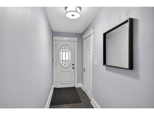 27 Mayflower Avenue, Hamilton, ON - Indoor Photo Showing Other Room
