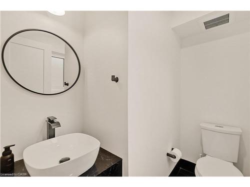 257 Strathcona Drive, Burlington, ON - Indoor Photo Showing Bathroom