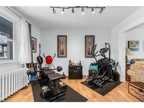 35 Bayfield Avenue, Hamilton, ON - Indoor