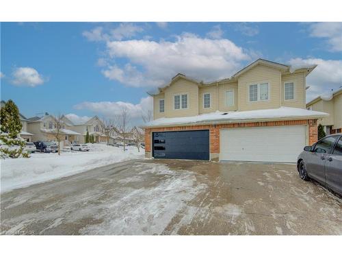 40 Red Clover Crescent, Kitchener, ON - Outdoor With Facade