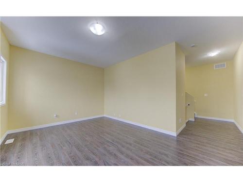 40 Red Clover Crescent, Kitchener, ON - Indoor Photo Showing Other Room