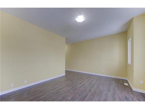 40 Red Clover Crescent, Kitchener, ON - Indoor Photo Showing Other Room