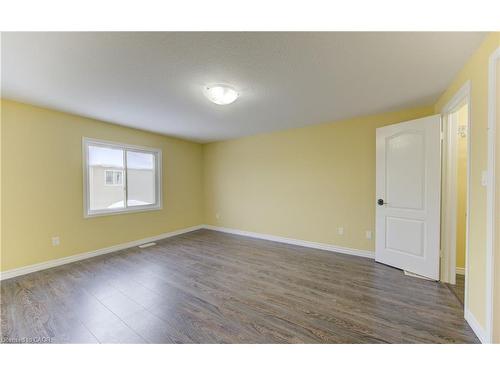 40 Red Clover Crescent, Kitchener, ON - Indoor Photo Showing Other Room