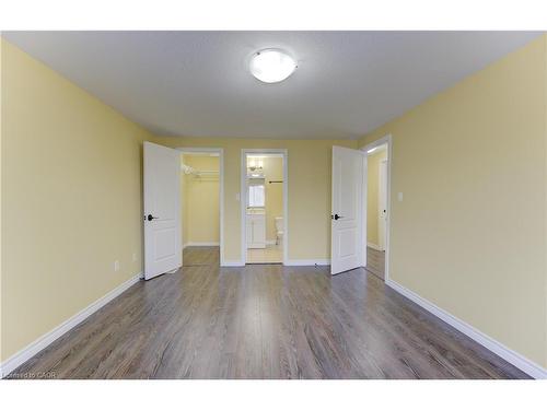 40 Red Clover Crescent, Kitchener, ON - Indoor Photo Showing Other Room