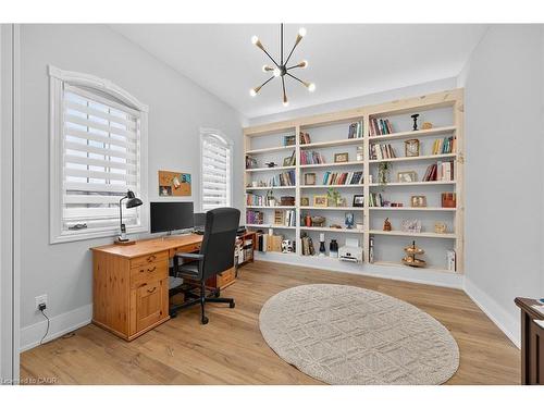 397 Caithness Street E, Caledonia, ON - Indoor Photo Showing Office