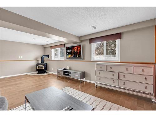 28 Ridgeway Crescent, Kitchener, ON - Indoor