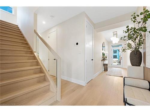 452 Westhaven Street, Waterloo, ON - Indoor Photo Showing Other Room