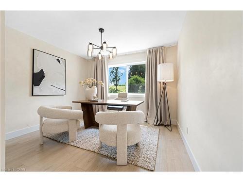 452 Westhaven Street, Waterloo, ON - Indoor Photo Showing Dining Room