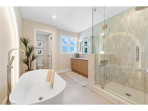 452 Westhaven Street, Waterloo, ON - Indoor Photo Showing Bathroom