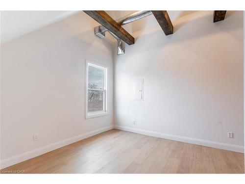 3-113 Catharine Street N, Hamilton, ON - Indoor Photo Showing Other Room