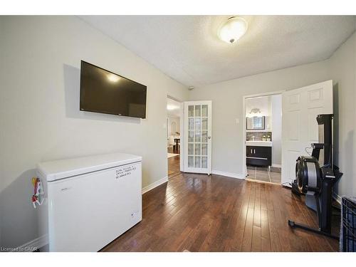 171 Paling Avenue, Hamilton, ON - Indoor