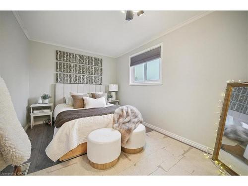 171 Paling Avenue, Hamilton, ON - Indoor Photo Showing Bedroom