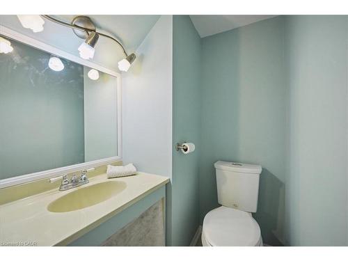 171 Paling Avenue, Hamilton, ON - Indoor Photo Showing Bathroom
