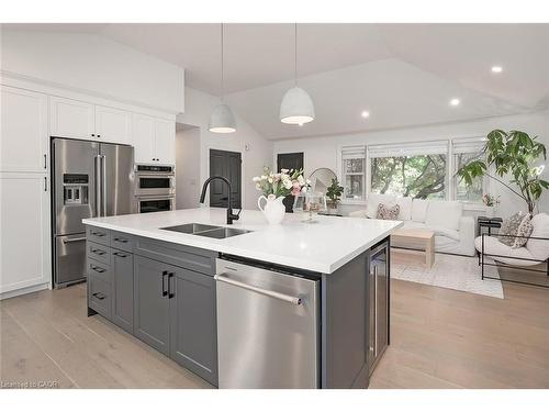 564 Maplehill Drive, Burlington, ON - Indoor Photo Showing Kitchen With Stainless Steel Kitchen With Double Sink With Upgraded Kitchen