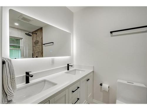 564 Maplehill Drive, Burlington, ON - Indoor