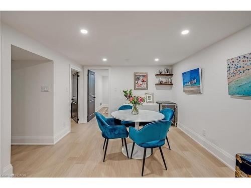 564 Maplehill Drive, Burlington, ON - Indoor Photo Showing Dining Room