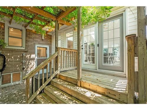 564 Maplehill Drive, Burlington, ON - Outdoor With Deck Patio Veranda With Exterior