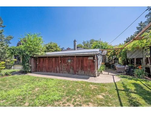 564 Maplehill Drive, Burlington, ON - Outdoor