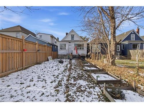 26 Bayfield Avenue, Hamilton, ON - Outdoor