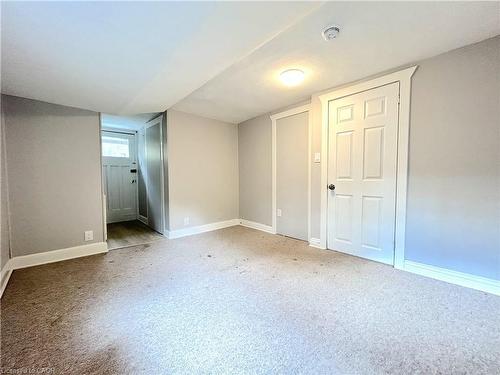 2-24 Burris Street, Hamilton, ON - Indoor Photo Showing Other Room