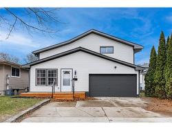 87 Lafayette Drive  St. Catharines, ON L2N 6C5