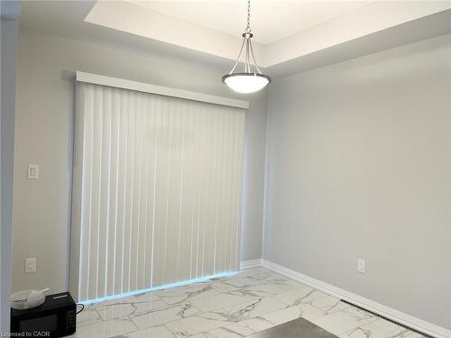 121 Alicia Crescent, Thorold, ON - Indoor Photo Showing Other Room