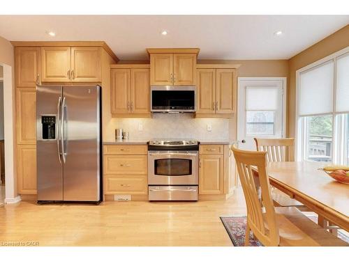 2251 Mansfield Drive, Burlington, ON - Indoor Photo Showing Kitchen