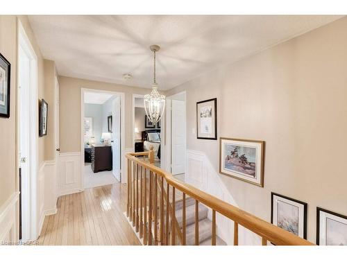 2251 Mansfield Drive, Burlington, ON - Indoor Photo Showing Other Room