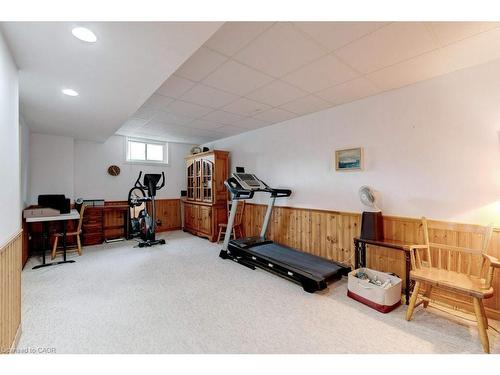 2251 Mansfield Drive, Burlington, ON - Indoor Photo Showing Gym Room