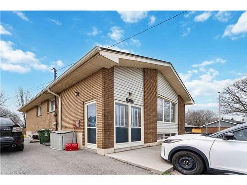 Main-517 Mohawk Road W, Hamilton, ON - Outdoor