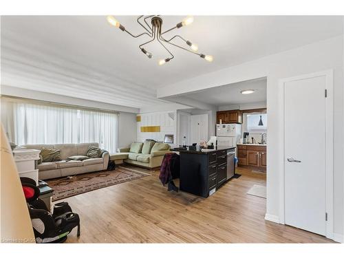 Main-517 Mohawk Road W, Hamilton, ON - Indoor