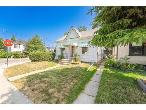 30 Baker Street, Hamilton, ON - Outdoor