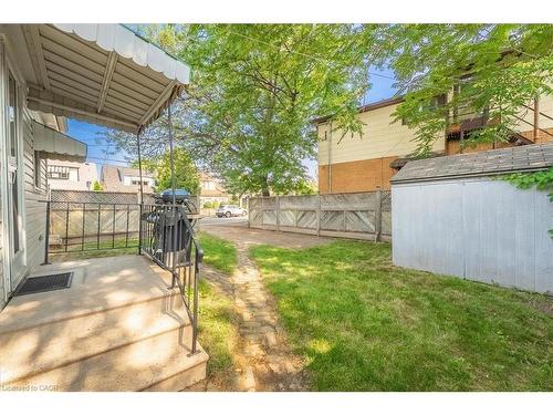 30 Baker Street, Hamilton, ON - Outdoor