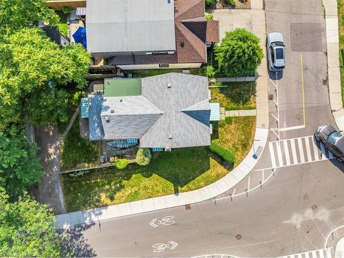 30 Baker Street, Hamilton, ON - Outdoor