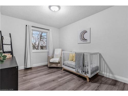 382 Pastern Trail, Waterloo, ON - Indoor Photo Showing Bedroom