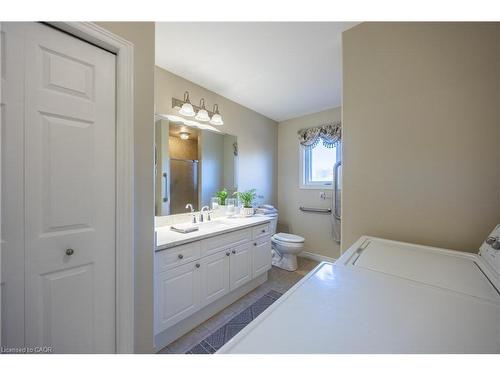 114 Mcguiness Drive, Brantford, ON - Indoor Photo Showing Laundry Room