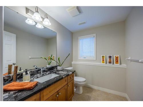 114 Mcguiness Drive, Brantford, ON - Indoor Photo Showing Bathroom