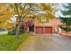 1586 Heritage Way  Oakville, ON L6M 2Z5