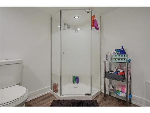 39 Haddon Avenue N, Hamilton, ON - Indoor Photo Showing Other Room