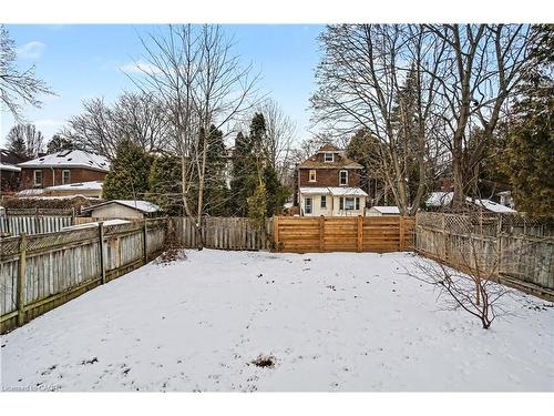 39 Haddon Avenue N, Hamilton, ON - Indoor Photo Showing Bathroom