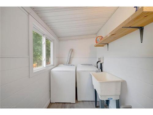 115 West Main Street, Welland, ON - Indoor Photo Showing Laundry Room