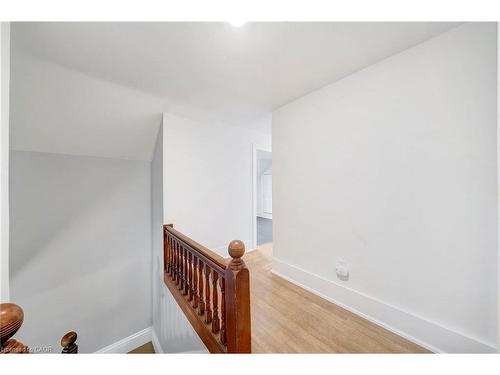 115 West Main Street, Welland, ON - Indoor Photo Showing Other Room