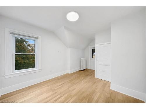 115 West Main Street, Welland, ON - Indoor Photo Showing Other Room